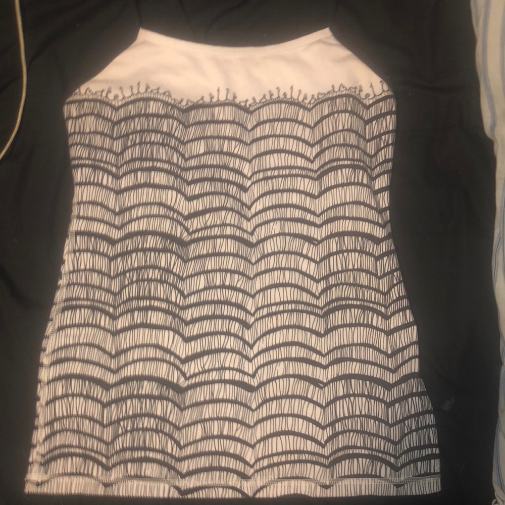 Lululemon power Y tank